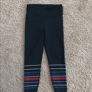 GAPFIT Blackout Technology Capri Leggings